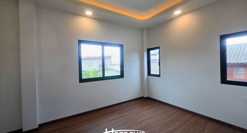 Casa en venta de 6 habitaciones en Mueang Samut Prakan, Samut Prakan