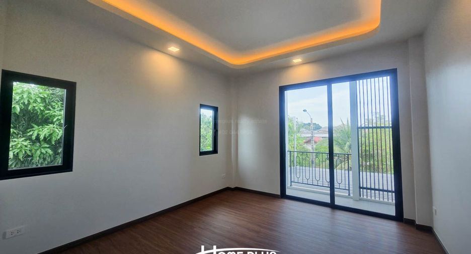 Casa en venta de 6 habitaciones en Mueang Samut Prakan, Samut Prakan