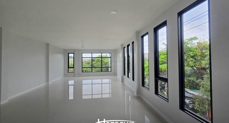 Casa en venta de 6 habitaciones en Mueang Samut Prakan, Samut Prakan