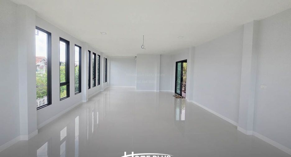 Casa en venta de 6 habitaciones en Mueang Samut Prakan, Samut Prakan