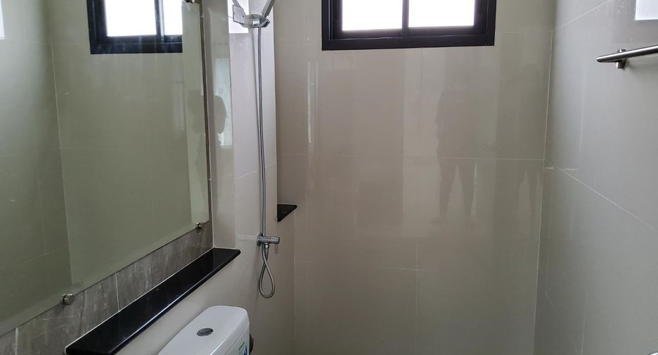 Haus zum Kauf mit 4 Zimmer in Bang Khun Thian, Bangkok