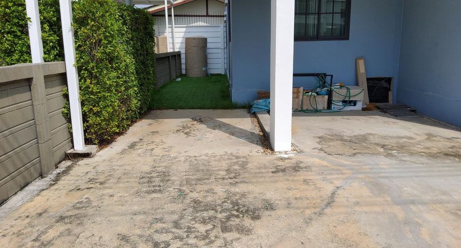 Haus zum Kauf mit 4 Zimmer in Bang Khun Thian, Bangkok