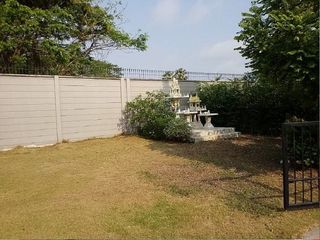 For sale 3 bedrooms house in Nong Chok, Bangkok