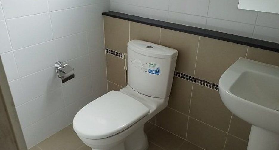 For sale 3 bedrooms house in Nong Chok, Bangkok