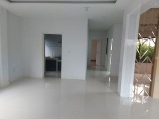 Casa en venta de 4 habitaciones en Khlong Sam Wa, Bangkok