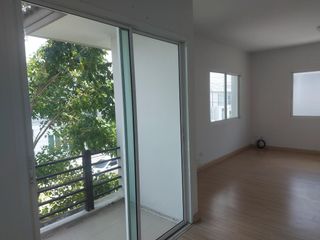 出售 3 卧室 独立屋 在 Lat Krabang, 曼谷