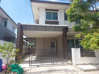 出售 3 卧室 独立屋 在 Lat Krabang, 曼谷