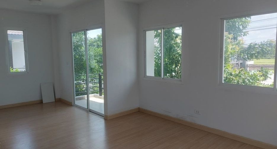À vendre 3 chambres maison à Lat Krabang, Bangkok