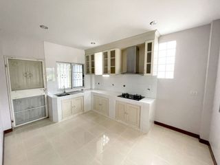 出租 4 卧室 独立屋 在 Doi Saket, Chiang Mai