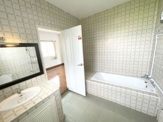 出租 4 卧室 独立屋 在 Doi Saket, Chiang Mai