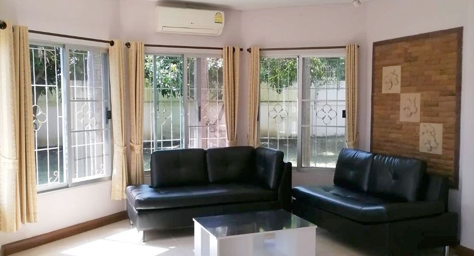For rent 4 bedrooms house in Doi Saket, Chiang Mai