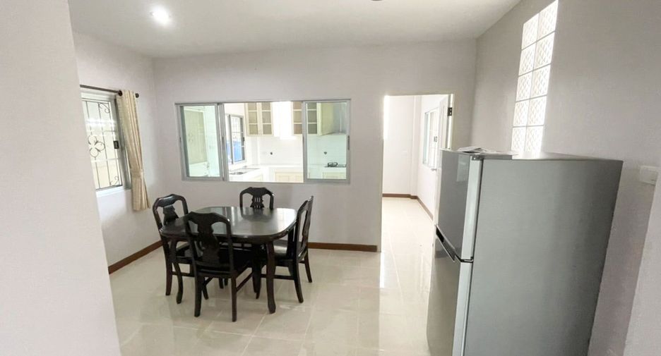 For rent 4 bedrooms house in Doi Saket, Chiang Mai