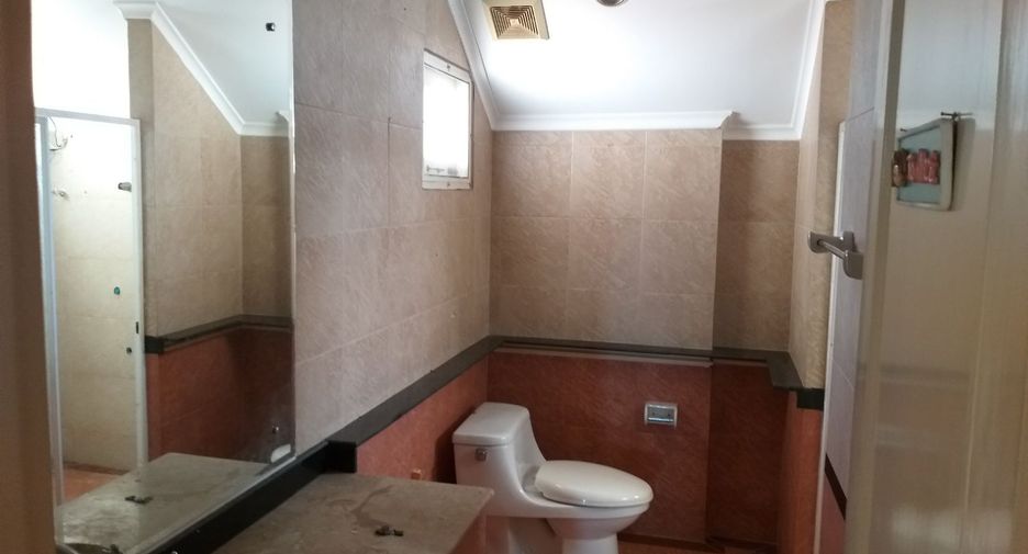Haus zum Kauf mit Studio in Bang Bon, Bangkok