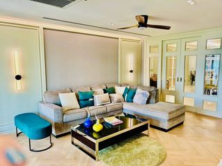 For rent 4 bedrooms condo in Watthana, Bangkok