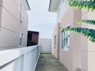 For sale 3 bedrooms house in Khlong Sam Wa, Bangkok