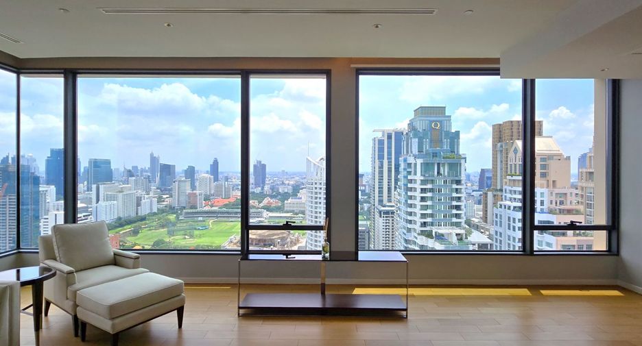 Condo en venta de 3 habitaciones en Pathum Wan, Bangkok