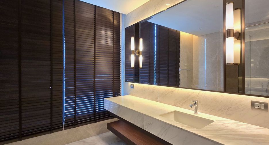 Condo en venta de 3 habitaciones en Pathum Wan, Bangkok