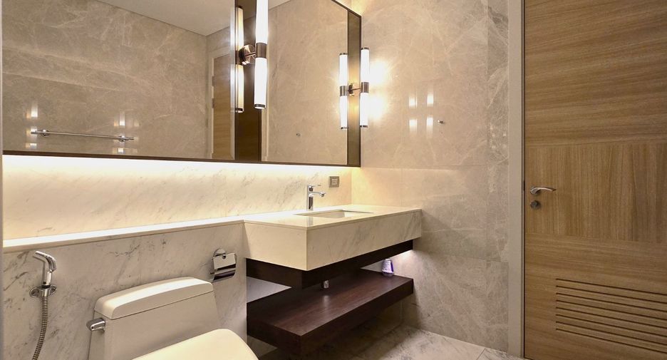 Condo en venta de 3 habitaciones en Pathum Wan, Bangkok