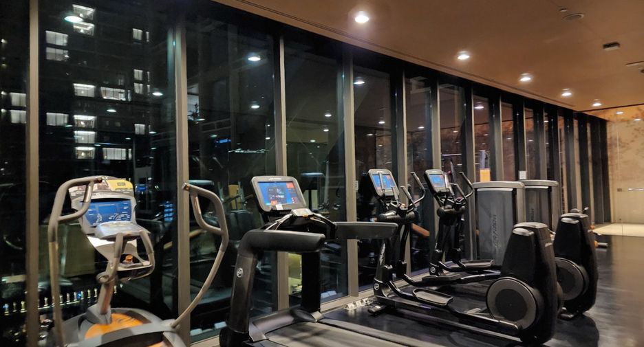 Condo en venta de 3 habitaciones en Pathum Wan, Bangkok