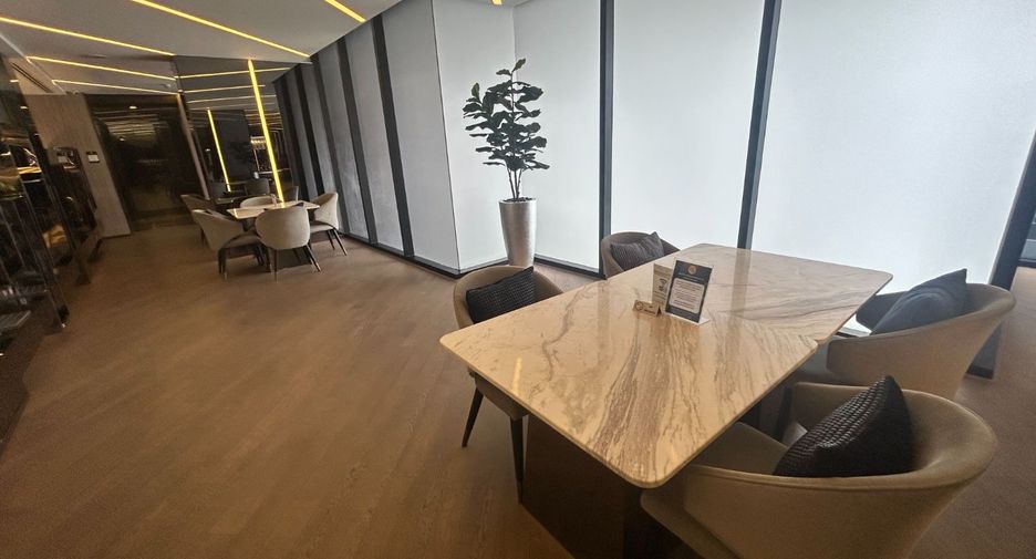 For sale 2 bedrooms condo in Ratchathewi, Bangkok