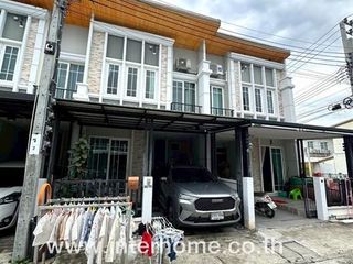 For sale 2 bed townhouse in Rat Burana, Bangkok