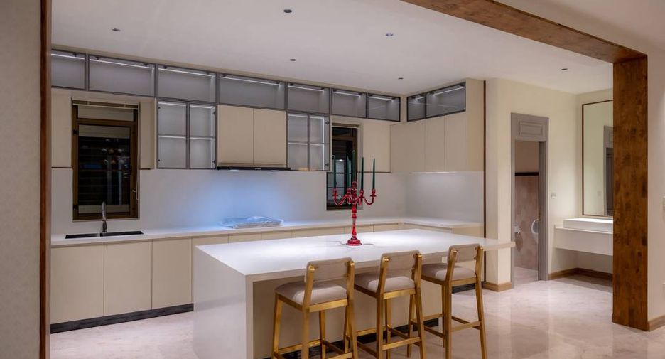 Haus zum Kauf mit 5 Zimmer in Saraphi, Chiang Mai