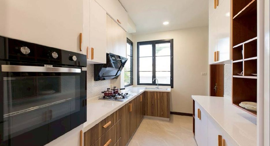 Haus zum Kauf mit 3 Zimmer in Saraphi, Chiang Mai