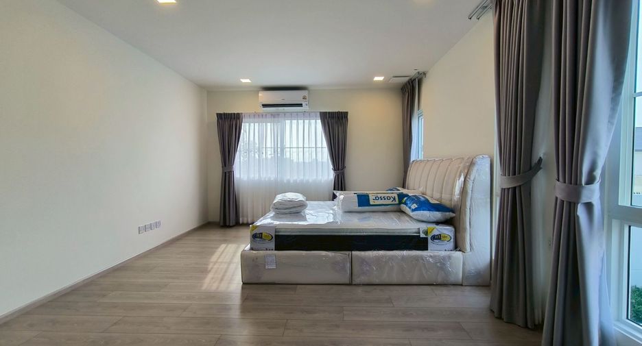 For rent 4 bedrooms house in Bang Phli, Samut Prakan