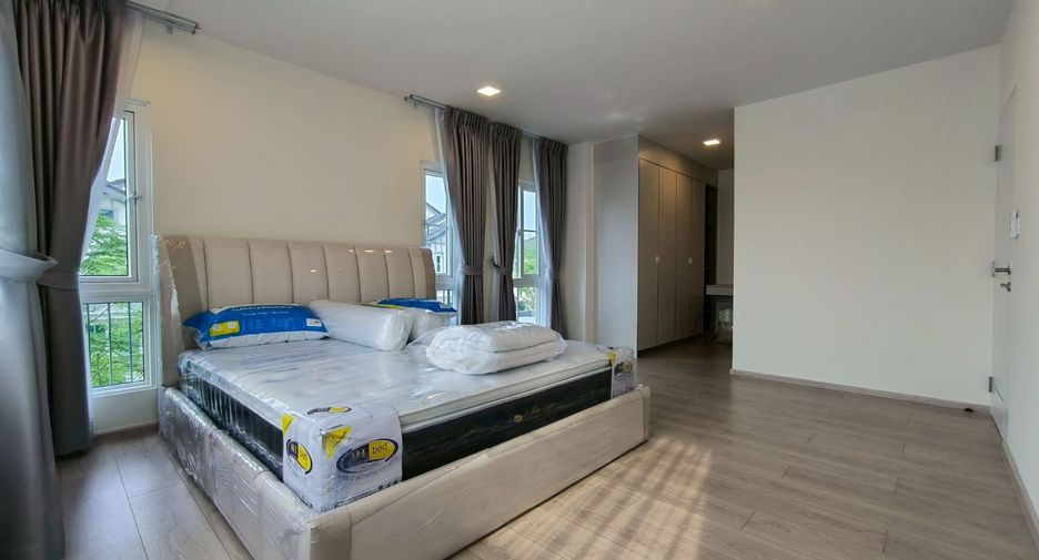 For rent 4 bedrooms house in Bang Phli, Samut Prakan