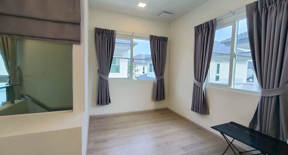 For rent 4 bedrooms house in Bang Phli, Samut Prakan