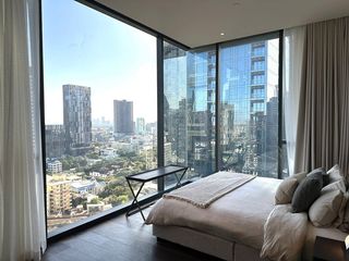 For rent そして for sale 3 Beds condo in Khlong Toei, Bangkok