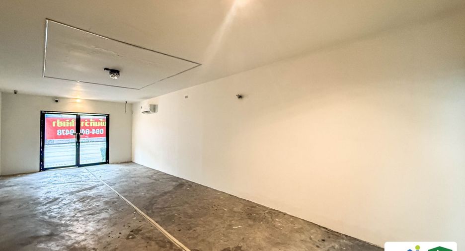 For rent 1 bed retail Space in Lat Phrao, Bangkok