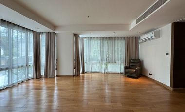 Condo en venta de 4 habitaciones en Khlong Toei, Bangkok