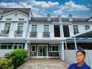 For rent 3 bed townhouse in Prawet, Bangkok