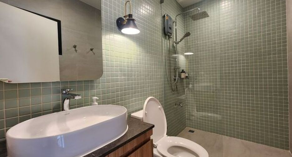 Casa adosada en venta de 3 habitaciones en Yan Nawa, Bangkok