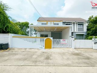 For sale 3 Beds townhouse in Mueang Samut Sakhon, Samut Sakhon