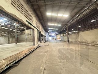 For rent 10 bed warehouse in Mueang Samut Sakhon, Samut Sakhon