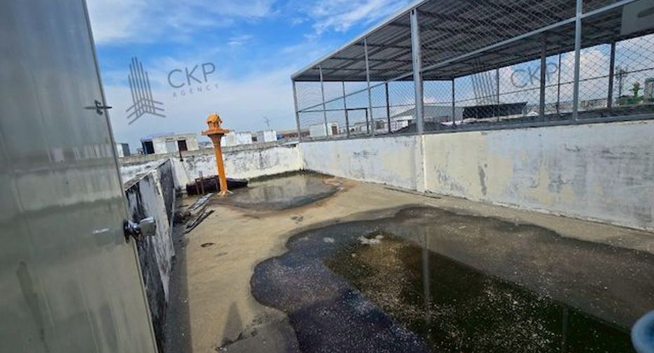 出售 4 卧室 商业空间 在 Khlong Luang, Pathum Thani