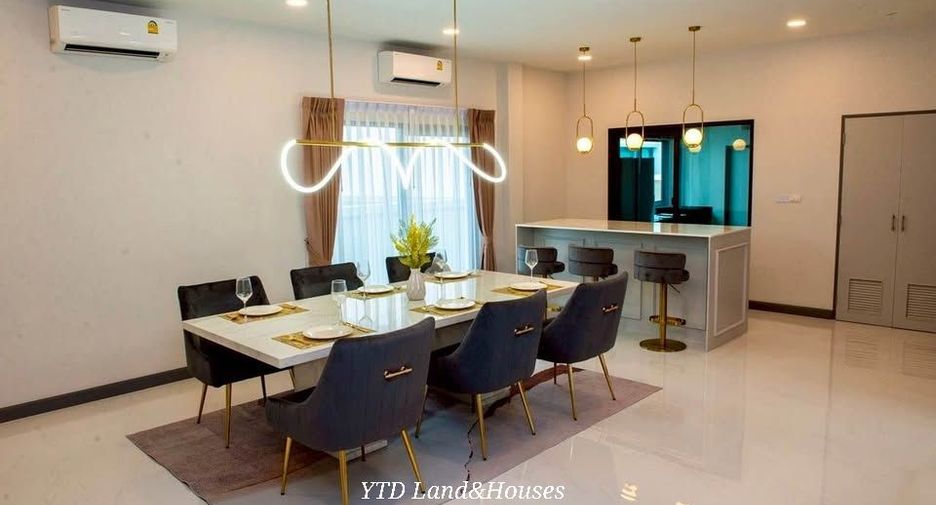 For rent 5 bedrooms house in Bang Phli, Samut Prakan