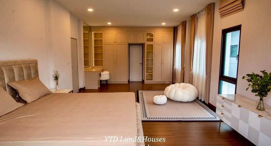 For rent 5 bedrooms house in Bang Phli, Samut Prakan