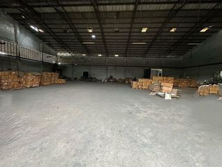 For rent and for sale 2 bed warehouse in Krathum Baen, Samut Sakhon