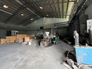 For rent and for sale 2 bed warehouse in Krathum Baen, Samut Sakhon