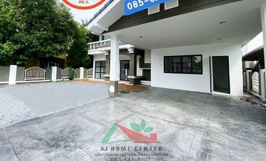 For rent そして for sale 3 Beds house in Mueang Pathum Thani, Pathum Thani