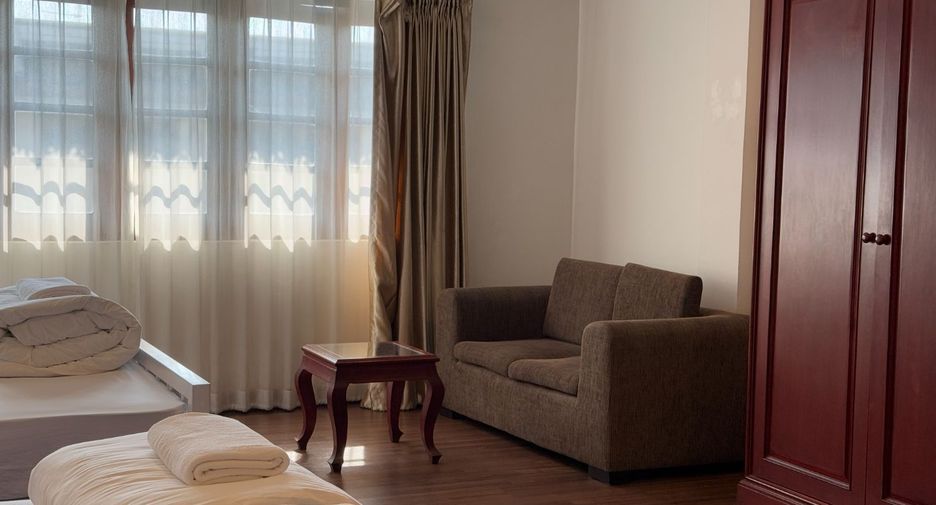 For rent 3 bedrooms condo in Mueang Chiang Mai, Chiang Mai