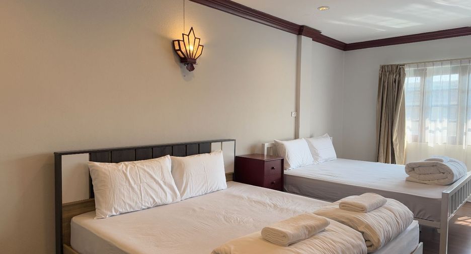 For rent 3 bedrooms condo in Mueang Chiang Mai, Chiang Mai