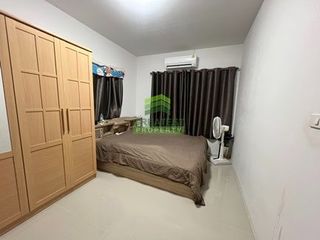 For sale 2 Beds townhouse in Krathum Baen, Samut Sakhon