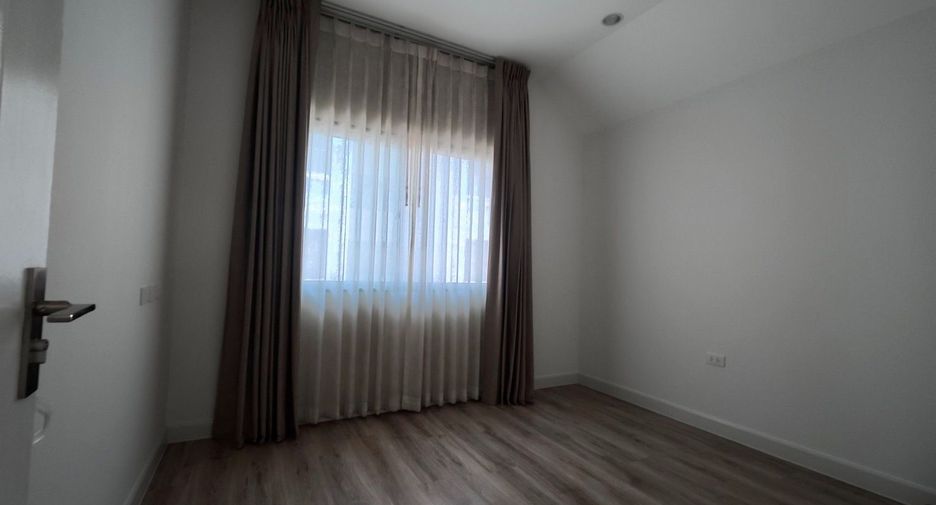 For rent 3 bedrooms house in Bang Bo, Samut Prakan