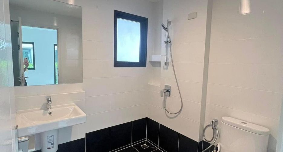 For rent 3 bedrooms house in Bang Bo, Samut Prakan