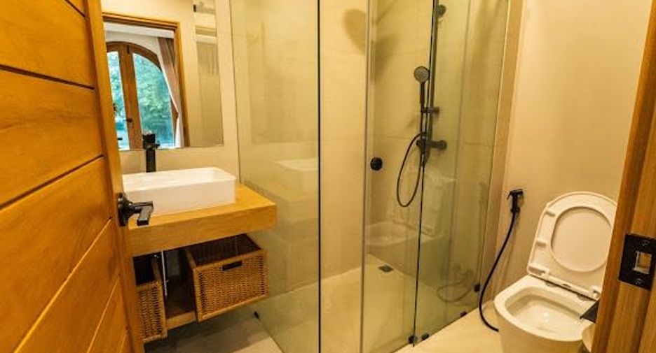 Haus zur Miete mit 3 Zimmer in Bang Lamung, Chonburi