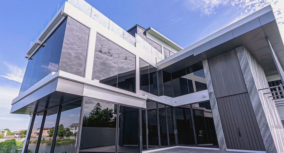 For sale 4 bed house in Pak Kret, Nonthaburi